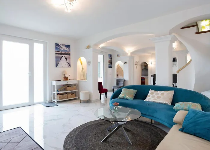 Lovely In Saint-maxime With Wifi * Sainte-Maxime