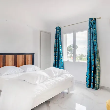 Lovely In Saint-maxime With Wifi