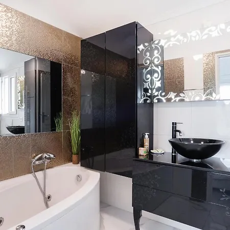 Будинок відпочинку Pet Friendly In Saint-maxime Сент-Максім