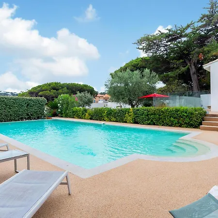 Beautiful In Saint-maxime With Wifi * Sainte-Maxime