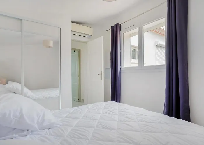 Lovely In Saint-maxime With Wifi * Sainte-Maxime