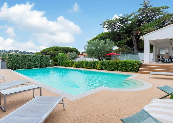 Lovely In Saint-maxime With Wifi * Sainte-Maxime